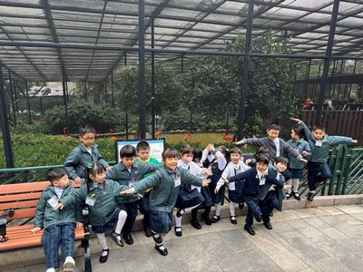 高班參觀動植物公園